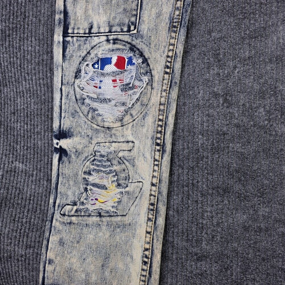 UNK Heritage America Jeans Mens 36 x 34 NBA Basketball Distressed Patches Grunge - Picture 6 of 16